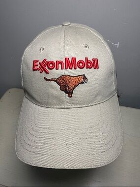 Exxon Mobil Beige Nobody Gets hurt Cap with Tiger New Sample